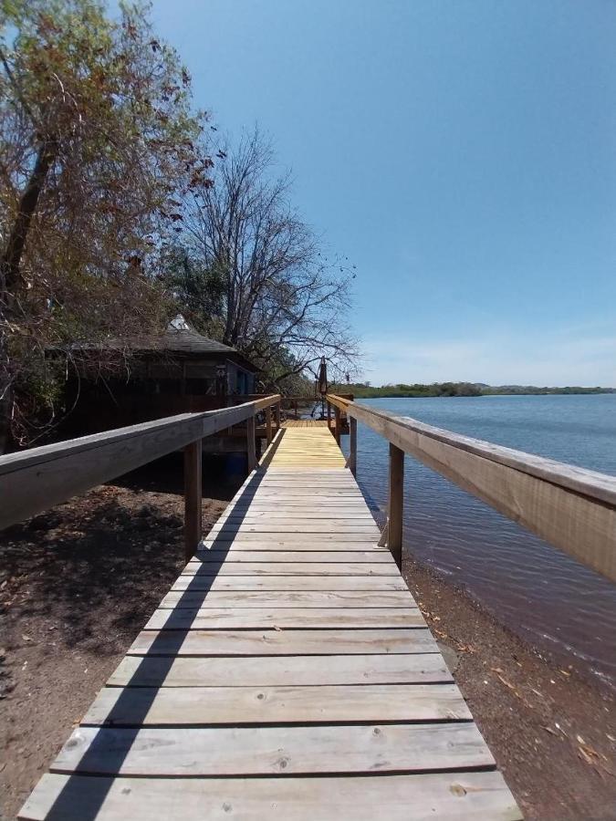 Beached Bungalow Overlooking The Pacific Ocean Boca Chica Exterior photo