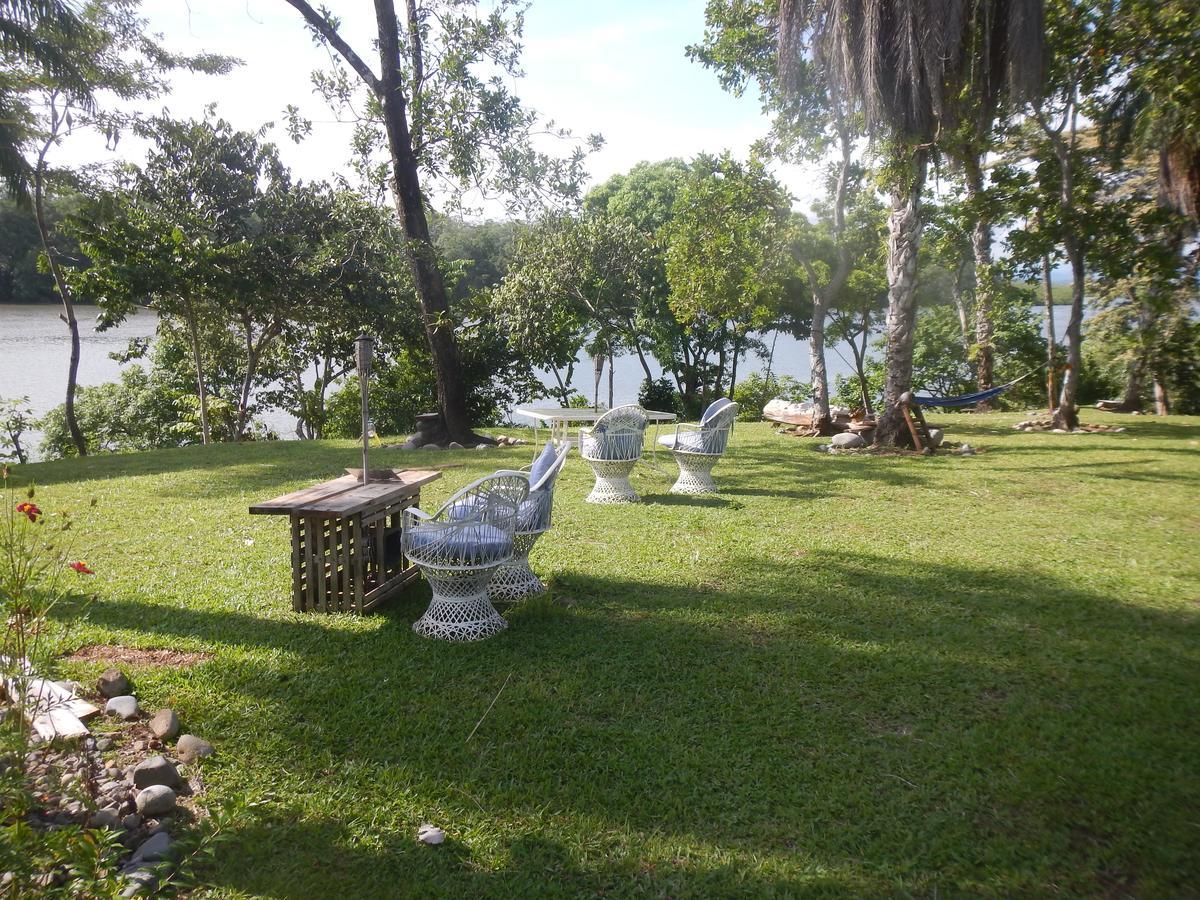 Beached Bungalow Overlooking The Pacific Ocean Boca Chica Exterior photo