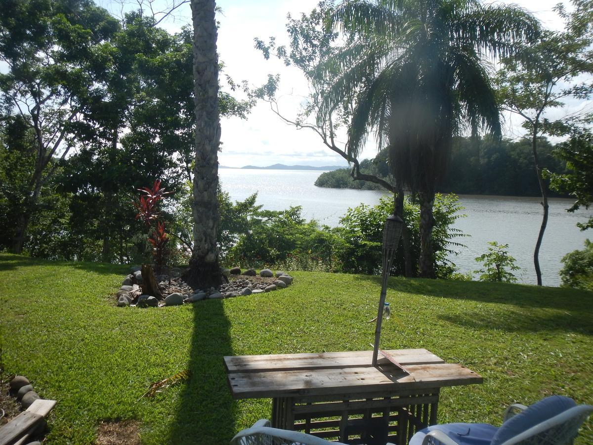 Beached Bungalow Overlooking The Pacific Ocean Boca Chica Exterior photo