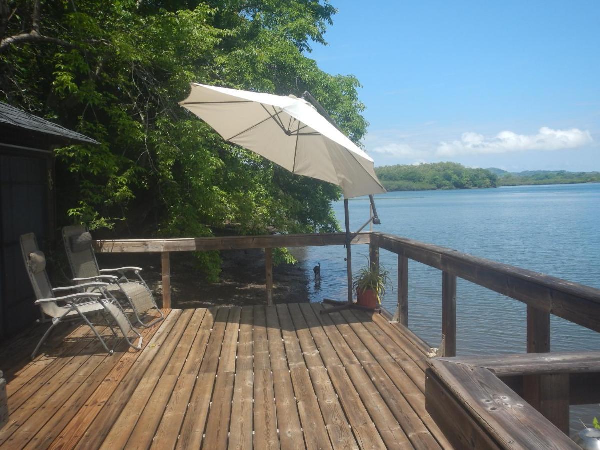 Beached Bungalow Overlooking The Pacific Ocean Boca Chica Exterior photo